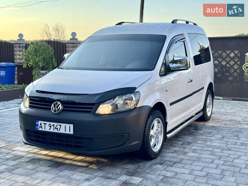 Минивэн Volkswagen Caddy 2011 в 