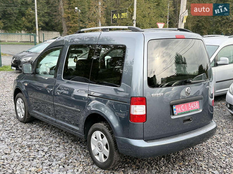 Минивэн Volkswagen Caddy 2010 в Виннице