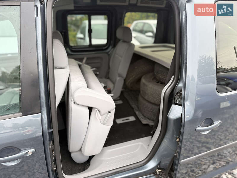 Минивэн Volkswagen Caddy 2010 в Виннице