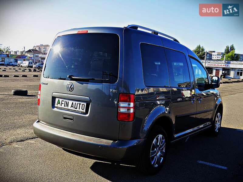 Минивэн Volkswagen Caddy 2011 в Черкассах