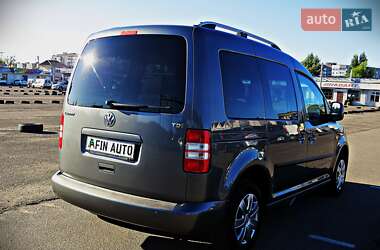 Минивэн Volkswagen Caddy 2011 в 