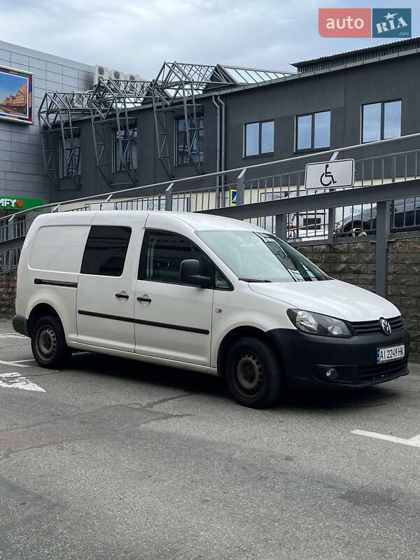 Минивэн Volkswagen Caddy 2013 в Киеве