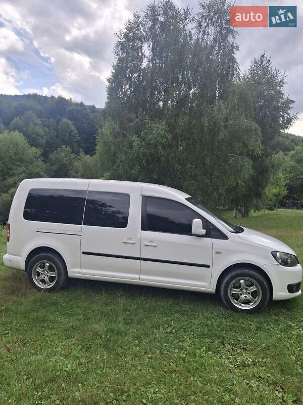 Минивэн Volkswagen Caddy 2013 в Ужгороде