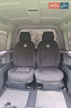 Минивэн Volkswagen Caddy 2013 в 