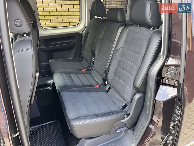 Минивэн Volkswagen Caddy 2016 в Луцке