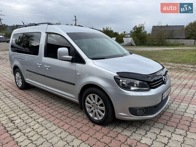 Минивэн Volkswagen Caddy 2011 в 