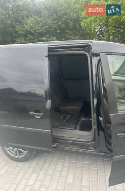 Грузовой фургон Volkswagen Caddy 2011 в 