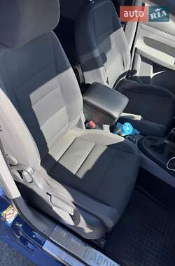 Минивэн Volkswagen Caddy 2009 в 