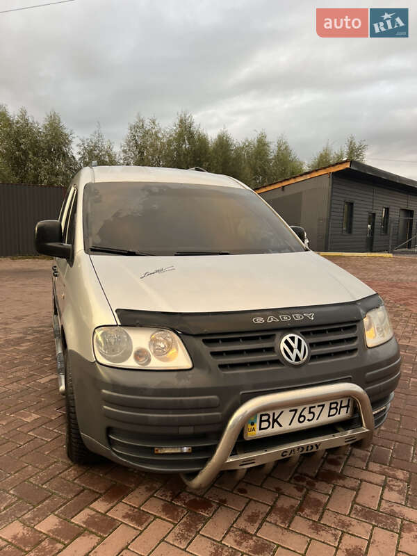 Минивэн Volkswagen Caddy 2009 в Ровно