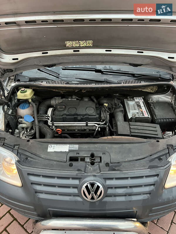 Минивэн Volkswagen Caddy 2009 в Ровно