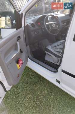 Минивэн Volkswagen Caddy 2004 в 
