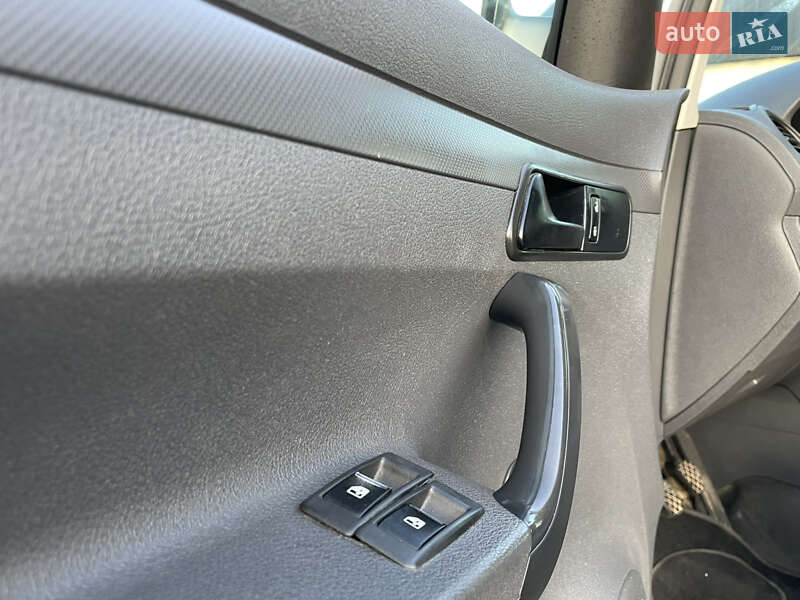 Минивэн Volkswagen Caddy 2011 в Солотвине фото 10 Минивэн Volkswagen Caddy 2011 в Солотвине