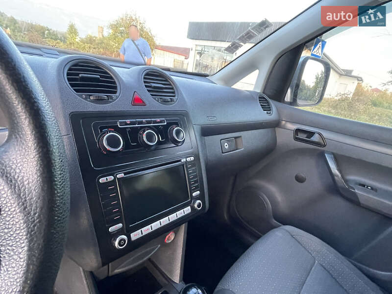 Минивэн Volkswagen Caddy 2011 в Солотвине фото 15 Минивэн Volkswagen Caddy 2011 в Солотвине