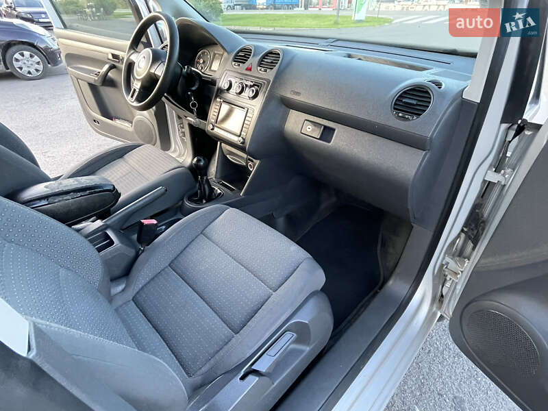 Минивэн Volkswagen Caddy 2011 в Солотвине фото 18 Минивэн Volkswagen Caddy 2011 в Солотвине