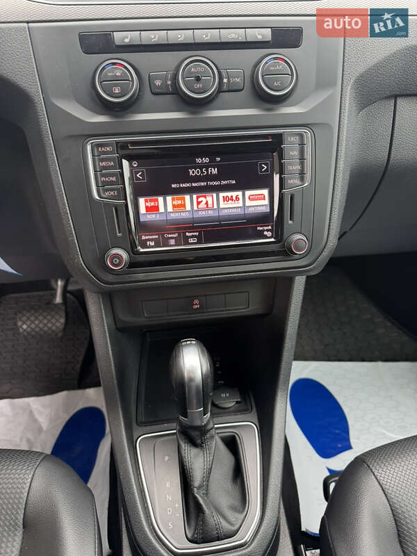 Минивэн Volkswagen Caddy 2016 в Львове