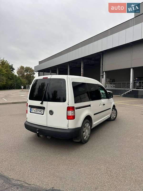 Минивэн Volkswagen Caddy 2005 в Киеве