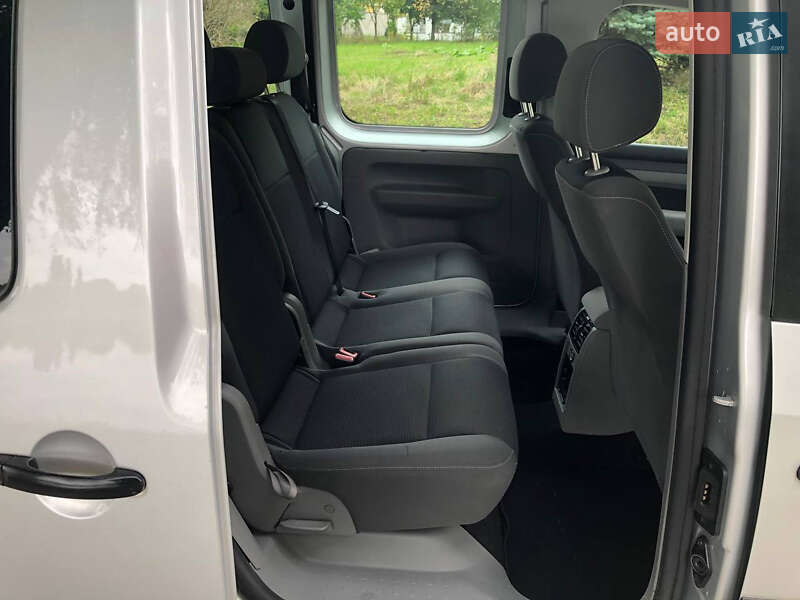 Минивэн Volkswagen Caddy 2010 в Ровно