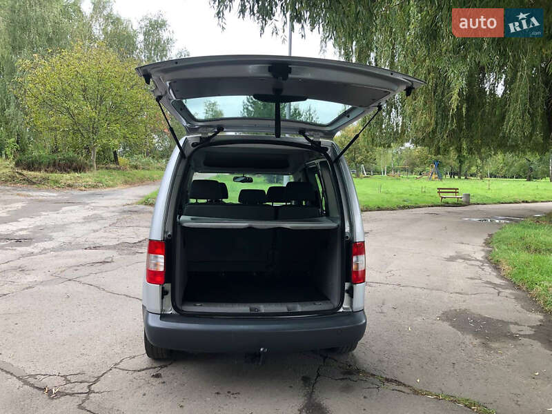 Минивэн Volkswagen Caddy 2010 в Ровно