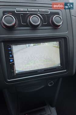 Минивэн Volkswagen Caddy 2012 в 