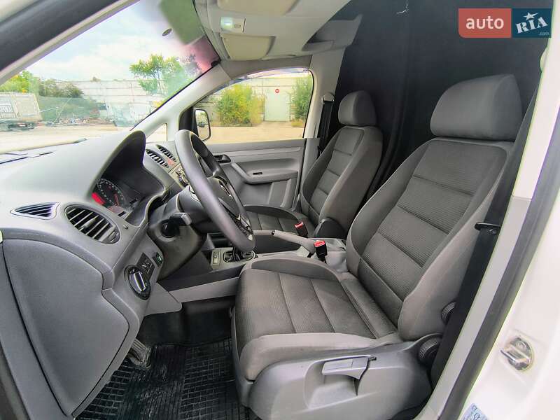 Вантажний фургон Volkswagen Caddy 2008 в Харкові