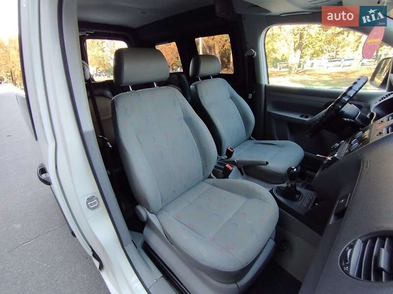 Минивэн Volkswagen Caddy 2005 в Желтых Водах