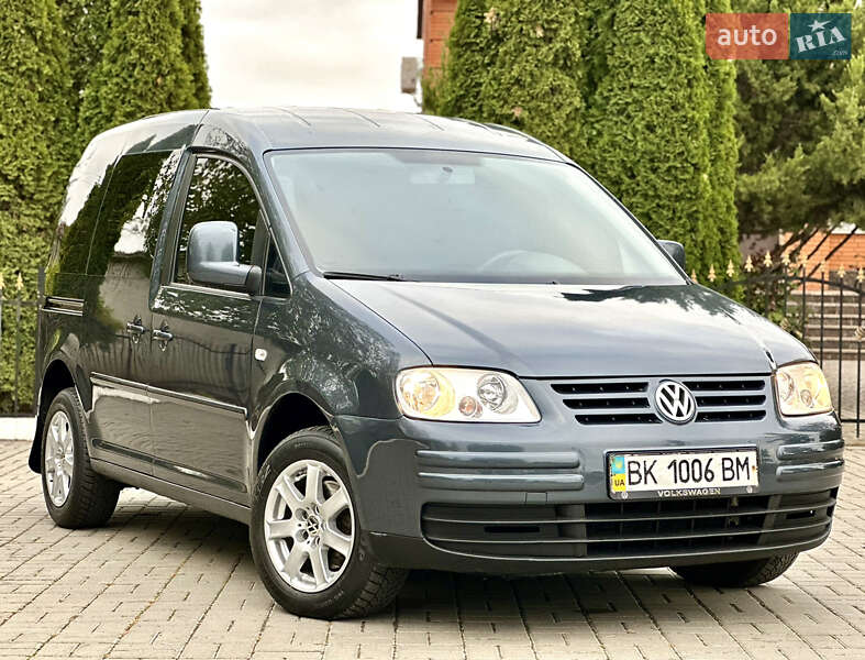 Минивэн Volkswagen Caddy 2004 в Кропивницком