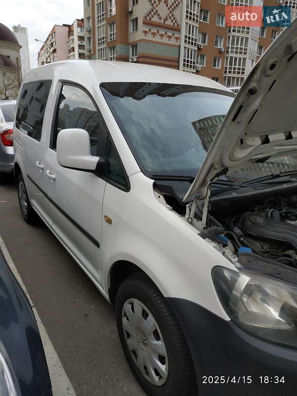 Минивэн Volkswagen Caddy 2010 в Чернигове