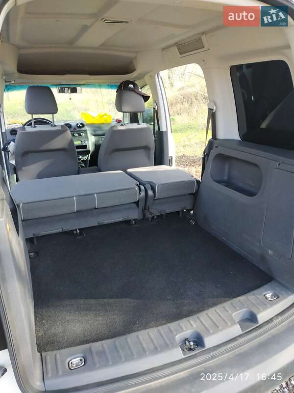 Минивэн Volkswagen Caddy 2010 в Чернигове