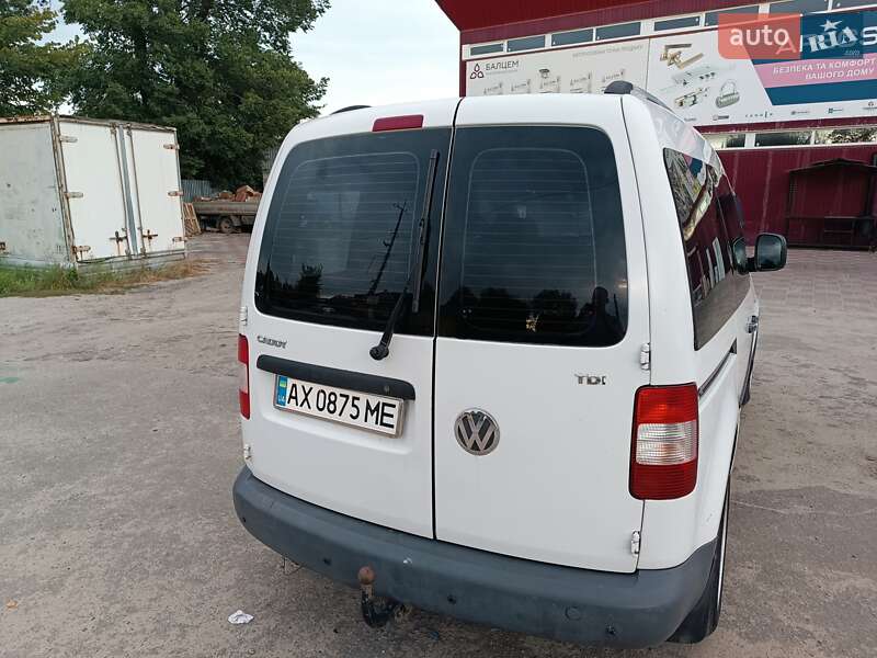 Грузопассажирский фургон Volkswagen Caddy 2004 в Змиеве