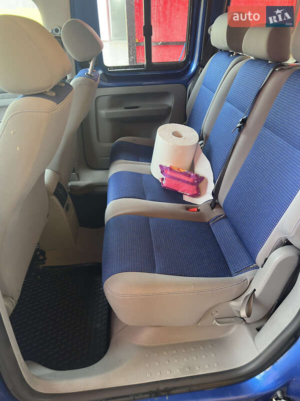 Минивэн Volkswagen Caddy 2005 в Збараже