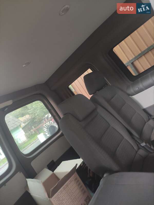 Минивэн Volkswagen Caddy 2005 в Вижнице