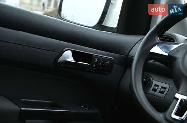 Минивэн Volkswagen Caddy 2012 в 