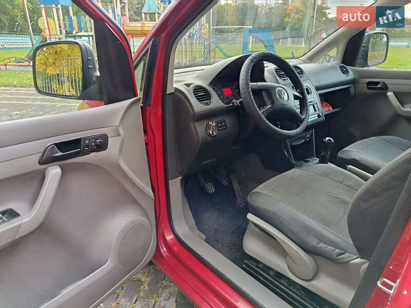 Минивэн Volkswagen Caddy 2005 в Вишневце