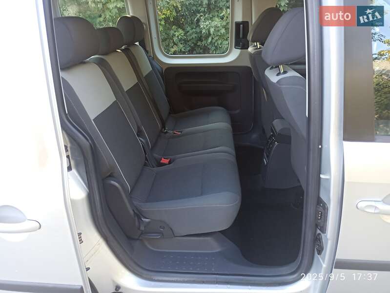 Минивэн Volkswagen Caddy 2010 в Ровно фото 26 Минивэн Volkswagen Caddy 2010 в Ровно