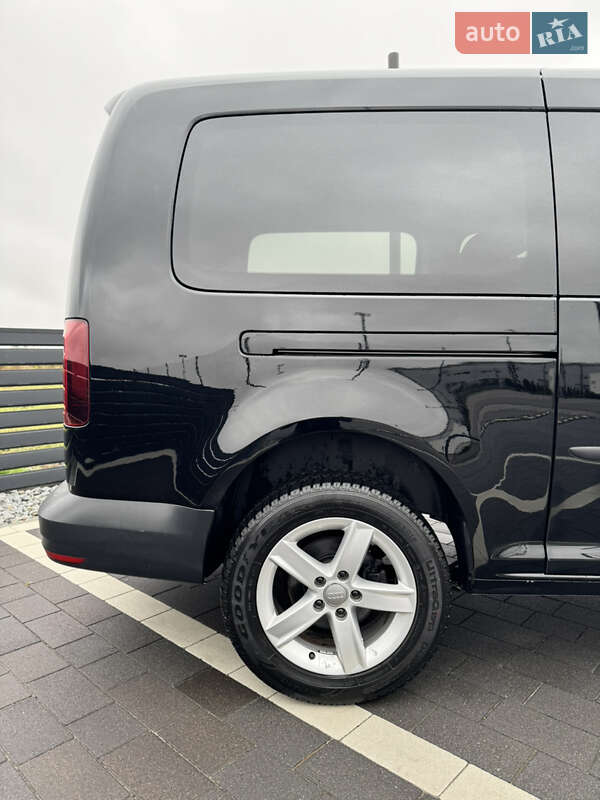 Минивэн Volkswagen Caddy 2017 в Мукачево