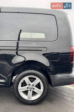 Мінівен Volkswagen Caddy 2017 в 