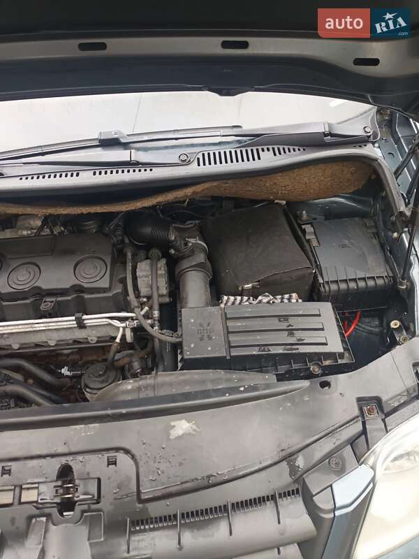 Минивэн Volkswagen Caddy 2009 в Александрие