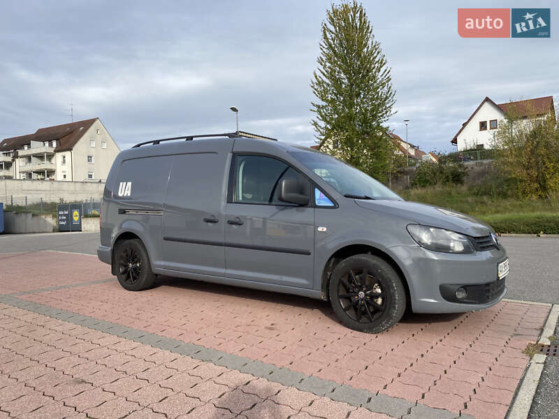 Минивэн Volkswagen Caddy 2012 в 