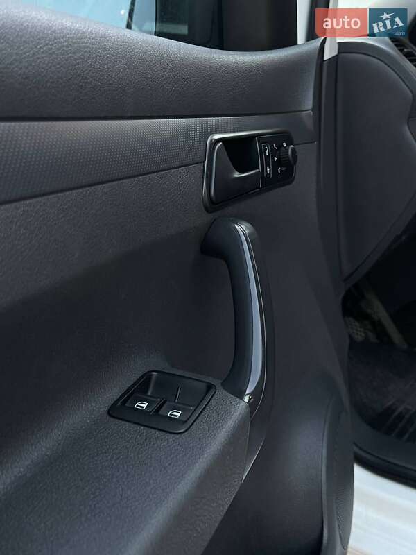 Минивэн Volkswagen Caddy 2013 в Одессе