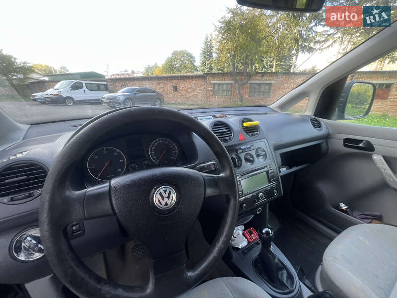 Минивэн Volkswagen Caddy 2006 в Волочиске