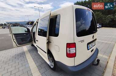 Минивэн Volkswagen Caddy 2010 в 