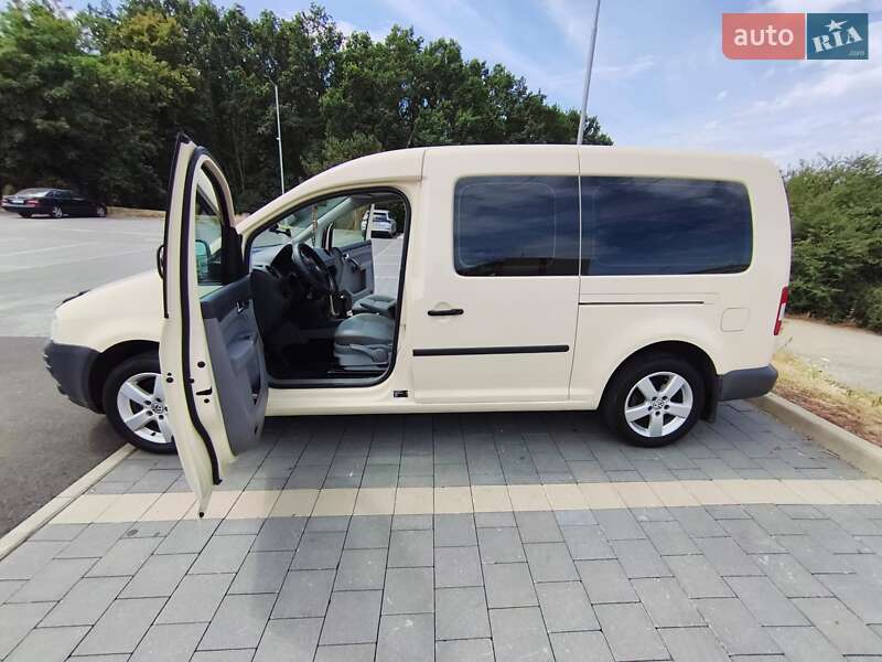 Минивэн Volkswagen Caddy 2010 в Журавном фото 21 Минивэн Volkswagen Caddy 2010 в Журавном