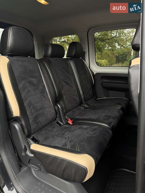 Минивэн Volkswagen Caddy 2015 в Тячеве