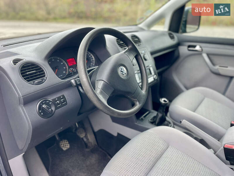 Минивэн Volkswagen Caddy 2008 в Луцке