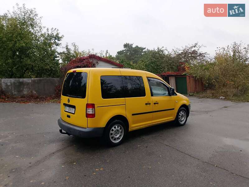 Минивэн Volkswagen Caddy 2006 в Киеве