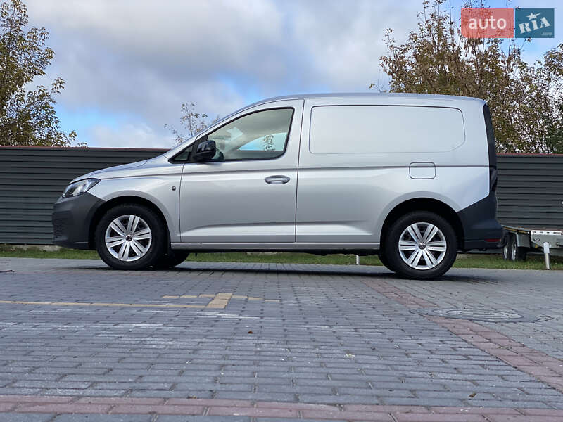Грузовой фургон Volkswagen Caddy 2022 в Радивилове