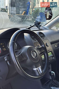 Минивэн Volkswagen Caddy 2011 в 