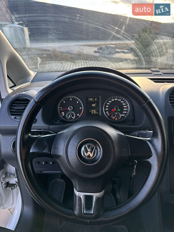 Минивэн Volkswagen Caddy 2011 в Хмельницком