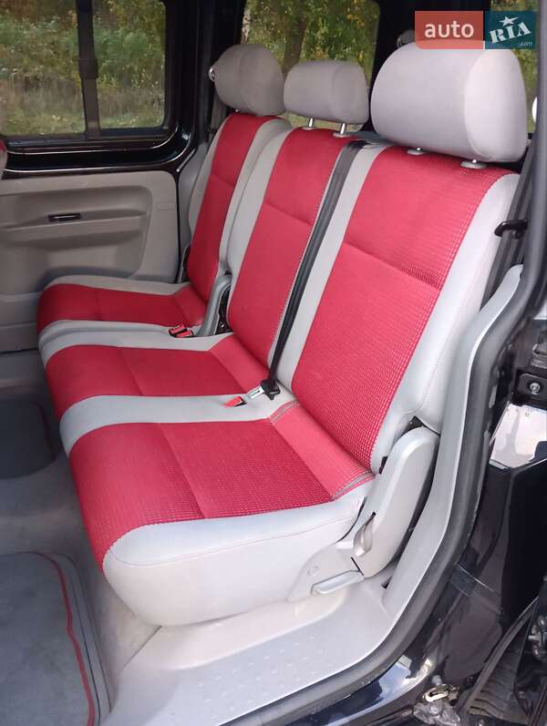 Минивэн Volkswagen Caddy 2007 в Ковеле