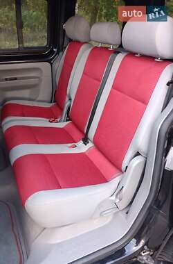 Минивэн Volkswagen Caddy 2007 в 